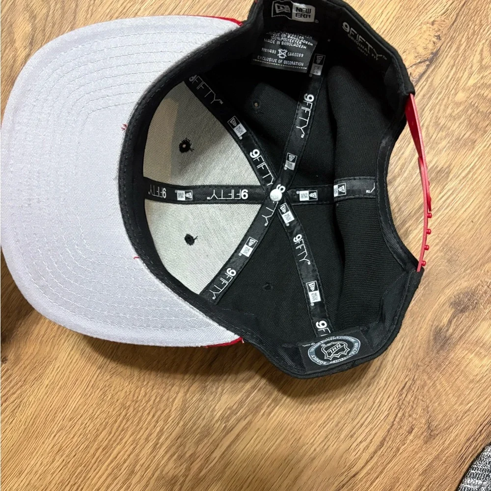 Chicago Blackhawks NHL SnapBack - Picture 3 of 3